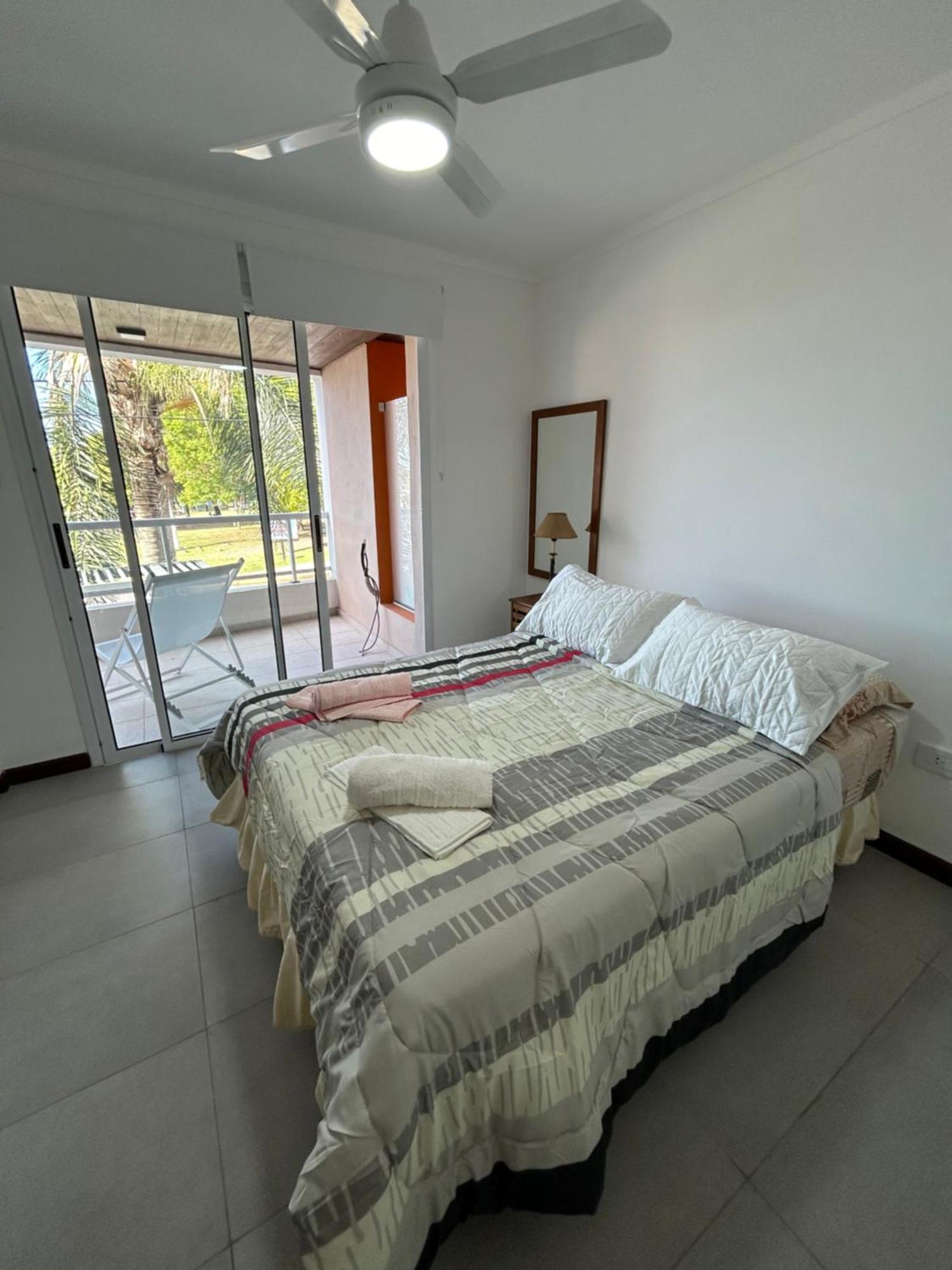 Apartamento Departamento Del Rio Paraná Exterior foto